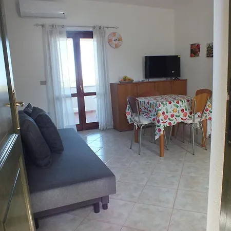 Casa Budoni gemütliche Ferienwohnung Zentral doch ruhig gelegen 1km vom Strand *